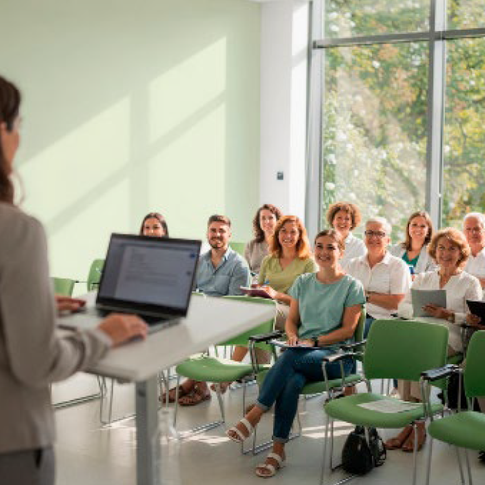 die Infoveranstaltungen der kbo-Donau-Altmühl-Kliniken sind für Patientinnen, Patienten, Angehörige und Interessierte