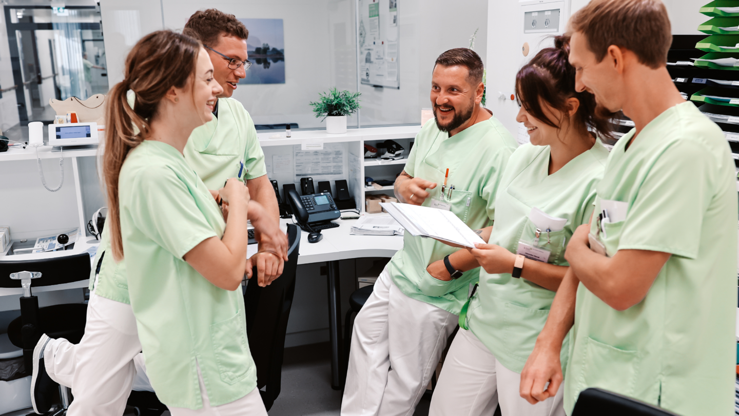 Psychiatrisches Pflegeteam bei einer Besprechung
