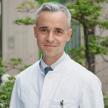 Interview mit Dr. Aljoscha Spork, Chefarzt im Fachbereich Suchtmedizin am kbo-Inn-Salzach-Klinikum, zum Thema "Alkohol und Krebs"