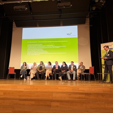 Round Table: Brücken bauen – Im Spannungsfeld zwischen öffentlichem Sicherheitsbedürfnis und Stigmatisierung