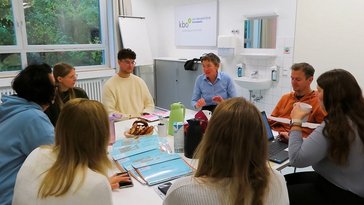 StäB-Team beim Austausch